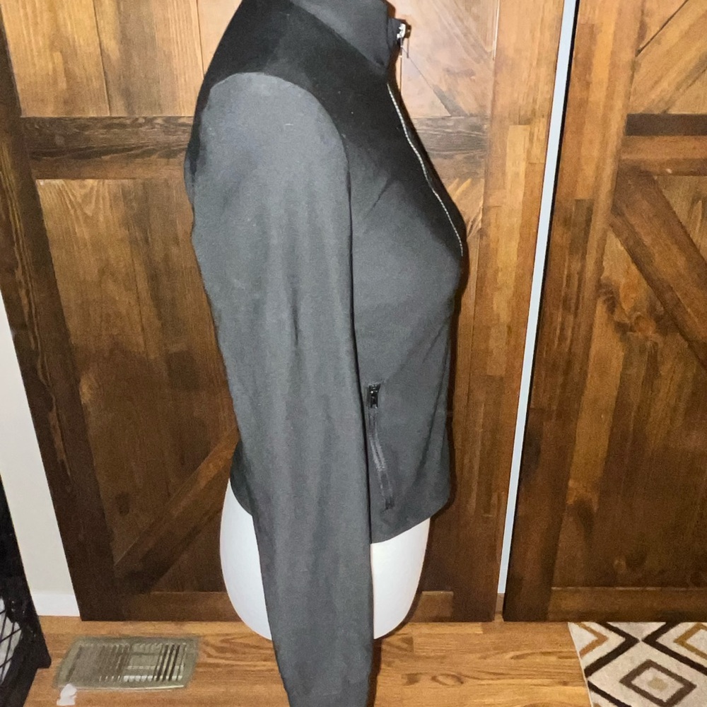 SHEIN Women's Black Workout Jacket